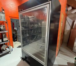 Geladeira expositora – 1,27 x 87 x 2,25