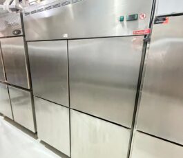 Geladeira inox Sulfisa – 220V 1,40 x 80 x 2,02