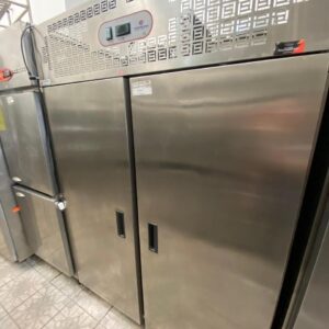 Geladeira inox 2p - 1,40 x 80 x 2,0