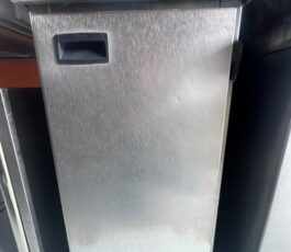 Gabinete vertical – 40 x 40 x 90