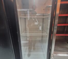 Geladeira expositora – 220v – 65 x 60